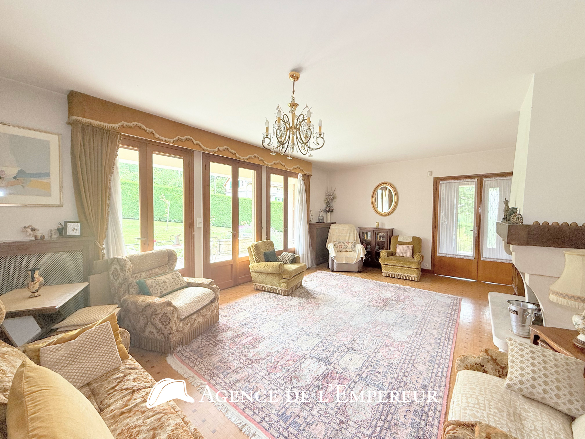 MAISON NON MITOYENNE, 5 CHAMBRES, PARCELLE DE 889 M2   RUEIL-MALMAISON, VILLAGE DE BUZENVAL - 2