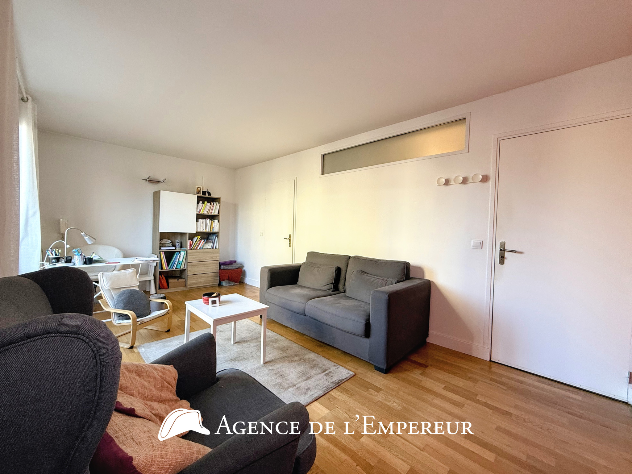 Studio 30,9 m2 hyper-centre - 2