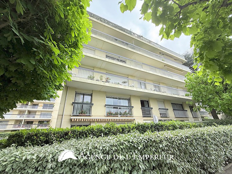 4 pièces avec box et cave  - Beauharnais quartier Buzenval