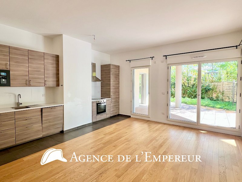 Appartement de 106 m2 avec jardin/terrasse de 140 m2 - ARSENAL