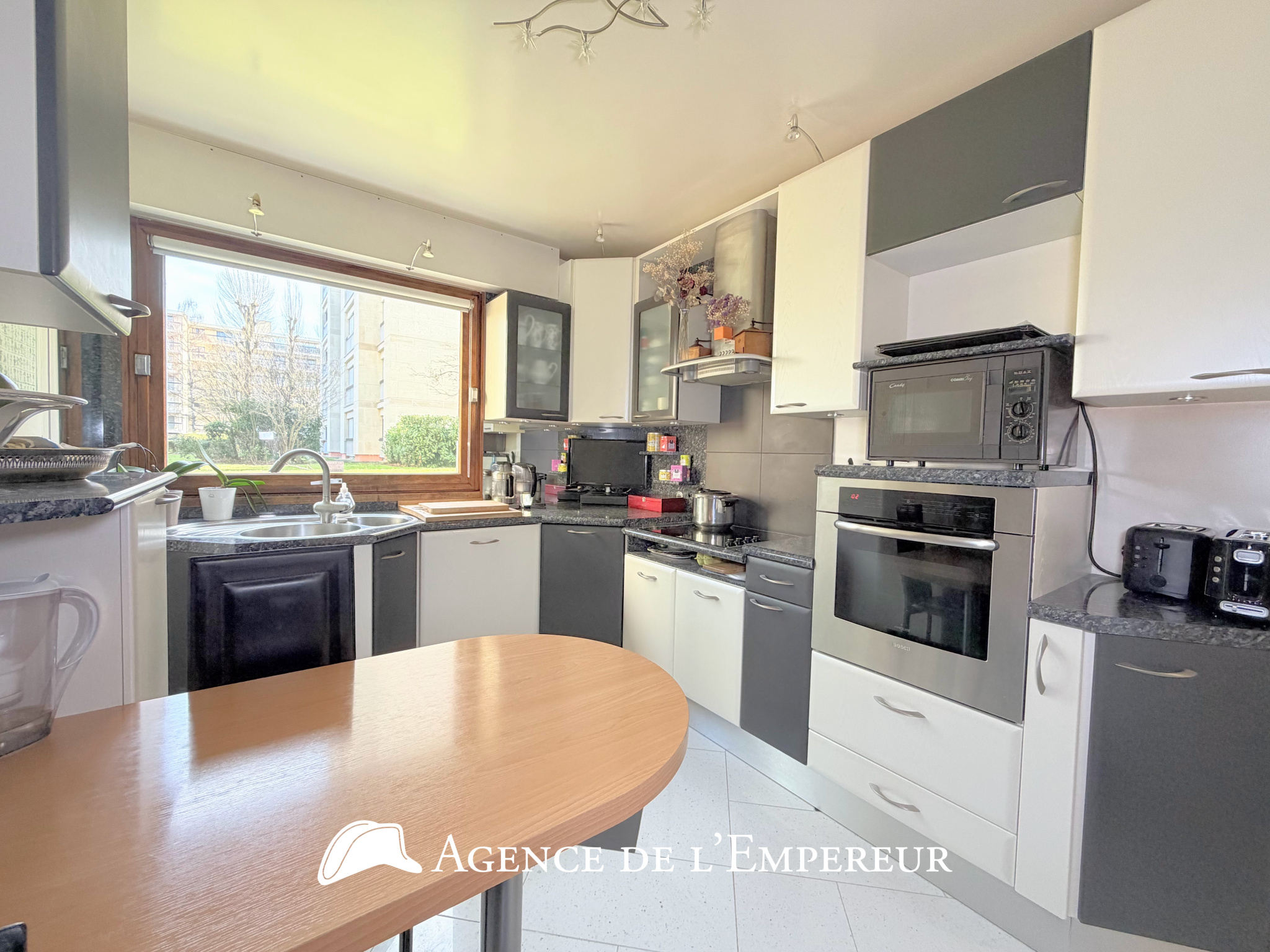 4 pièces traversant, jardin 26 m2 , DPE C, cave et parking - 7