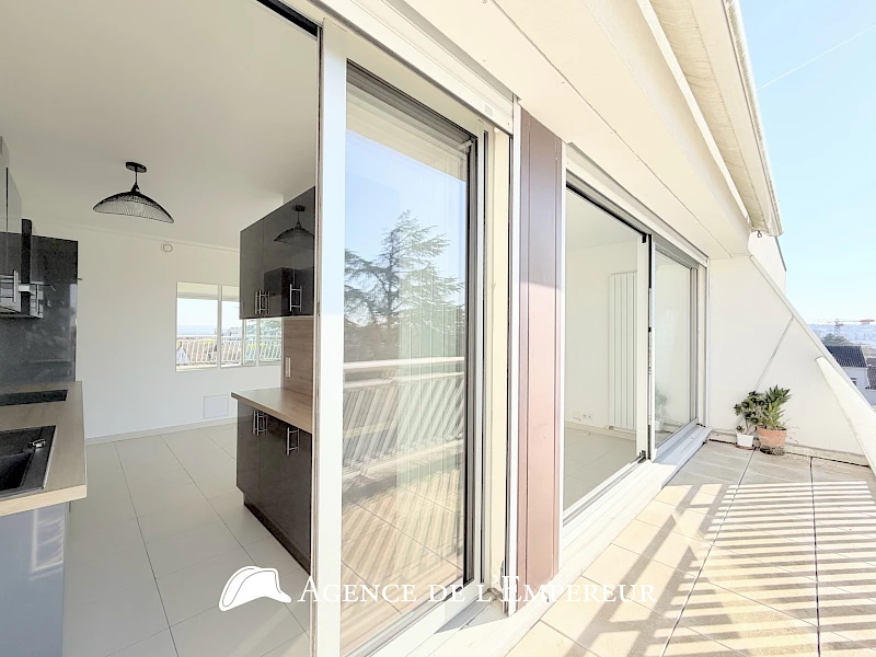 Appartement - 2 CH - 61,26 m2 - Résidence « Les Terrasses de Rueil »