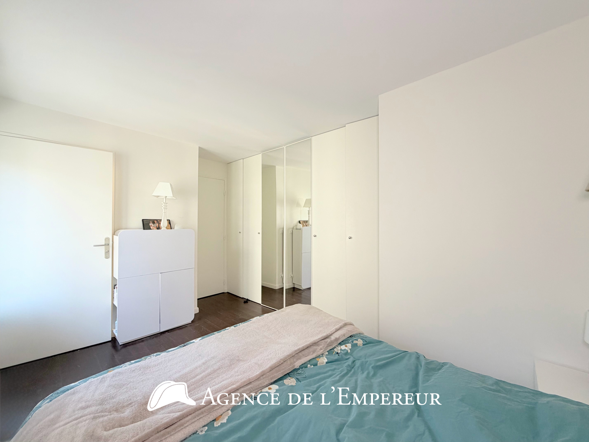4 Pièces de 84,1 m2 - Suresnes - 11