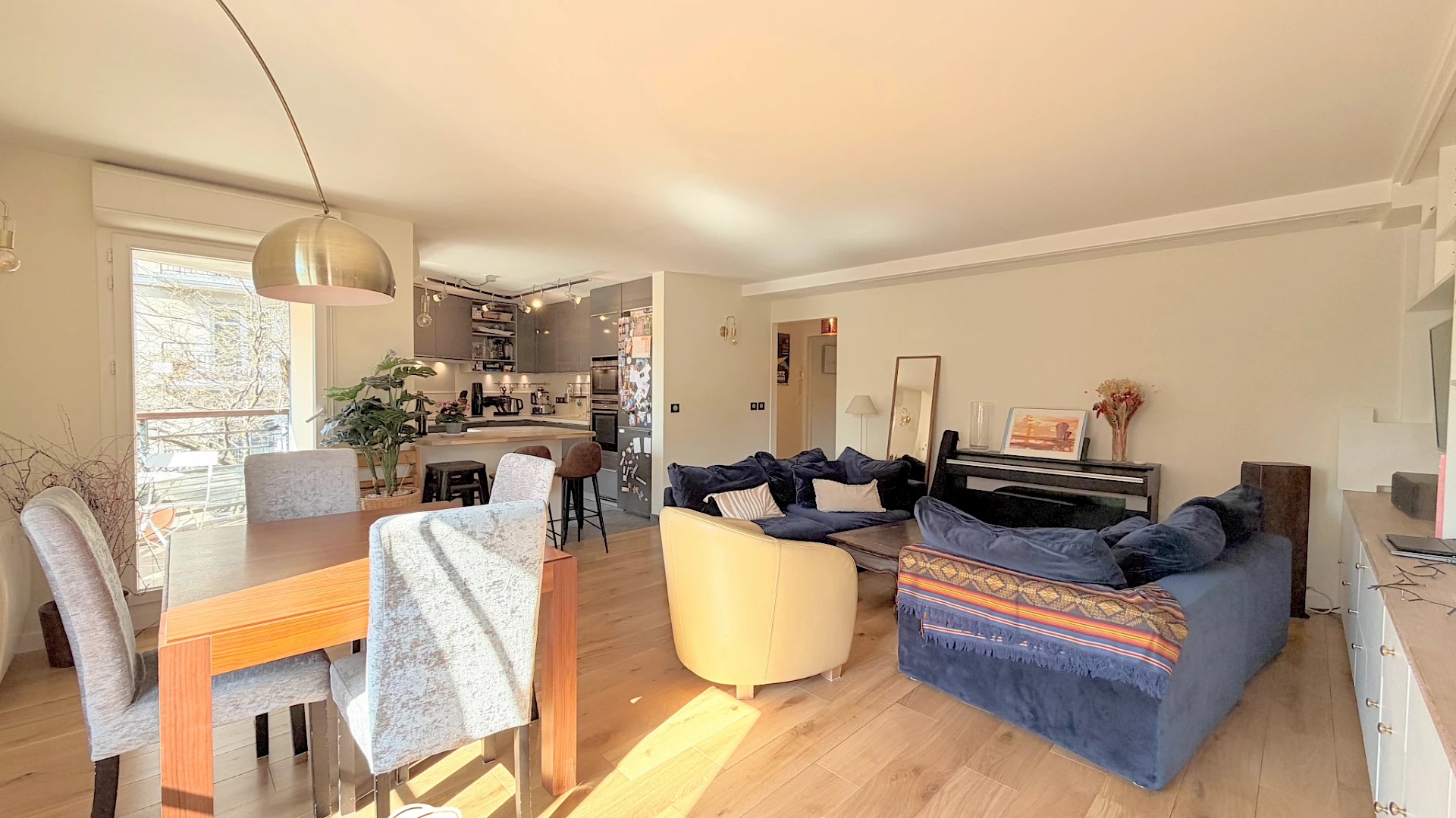 4 Pièces de 84,1 m2 - Suresnes - 1