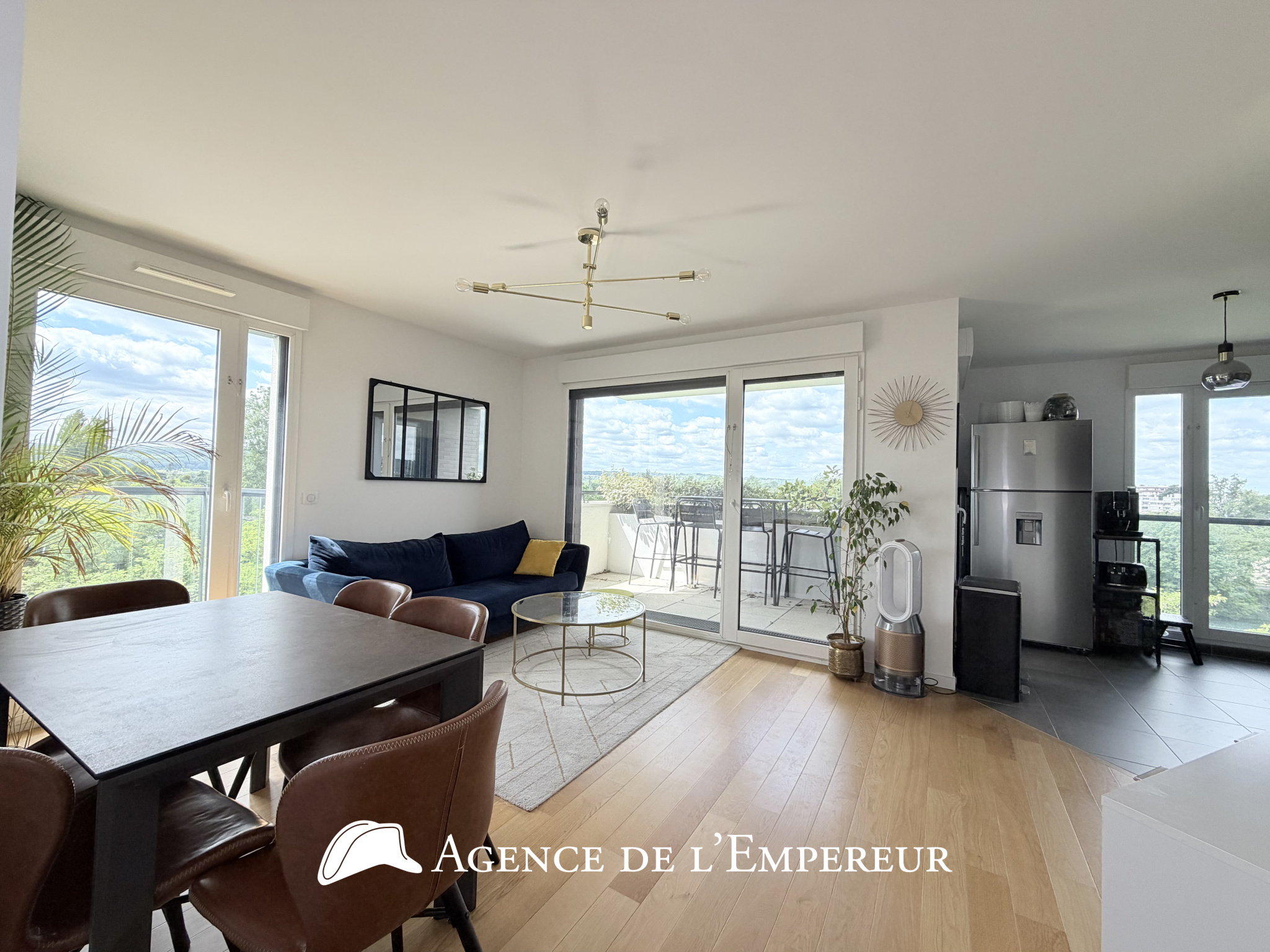 Magnifique 3 pièces de 67,89 m2 en location meublée avec parking double - 3