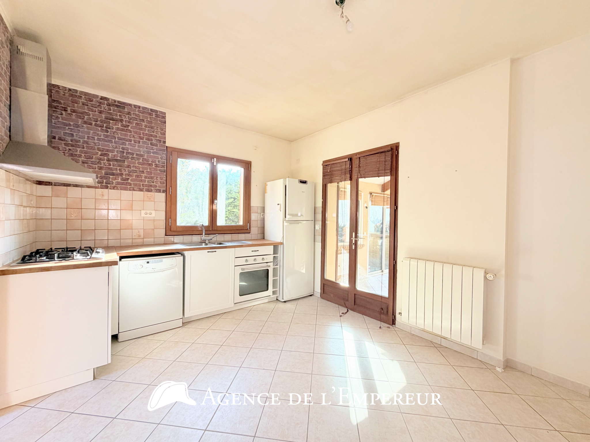 MAISON 7 PIÈCES BUZENVAL - 6