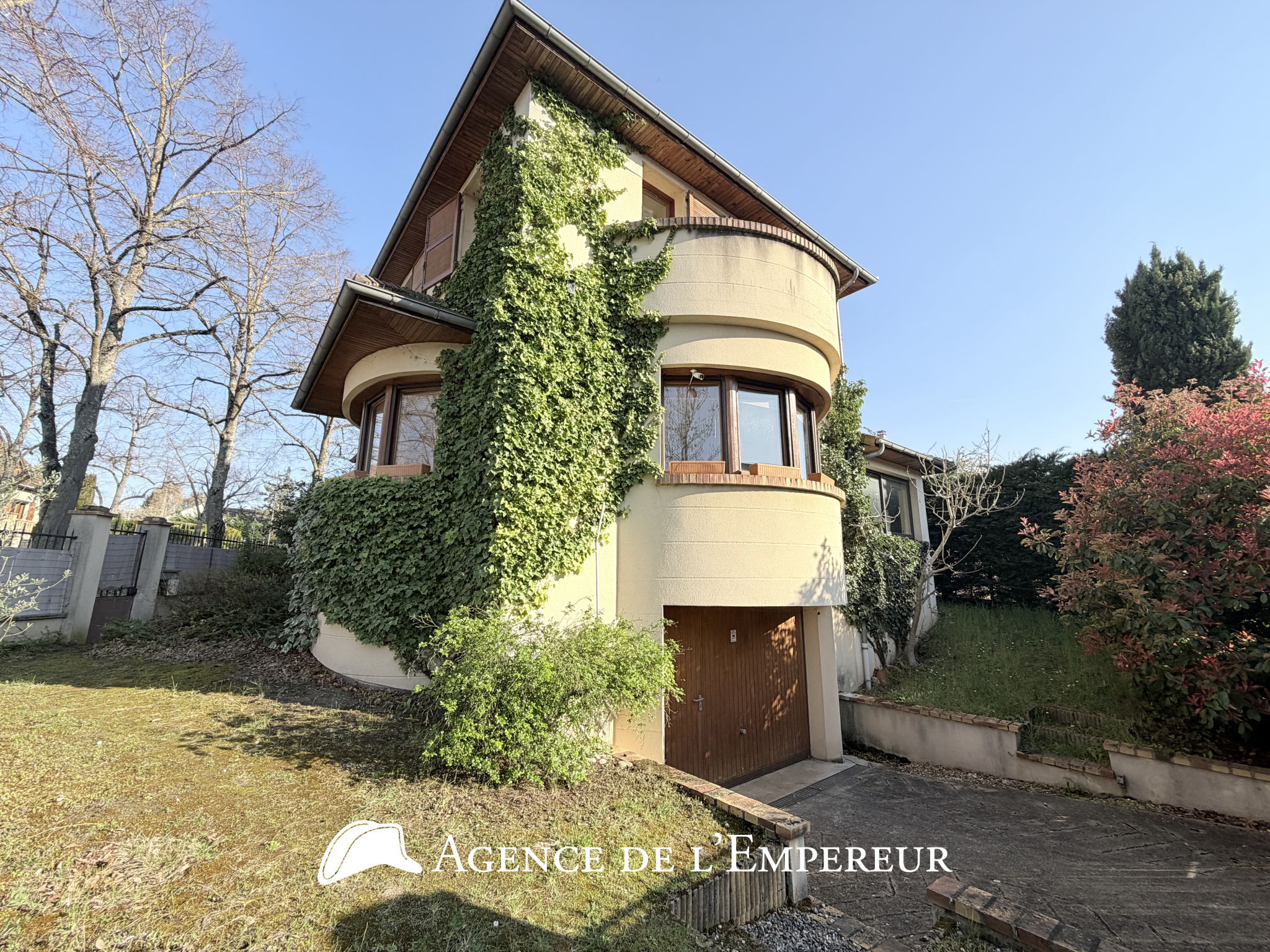MAISON 7 PIÈCES BUZENVAL - 7