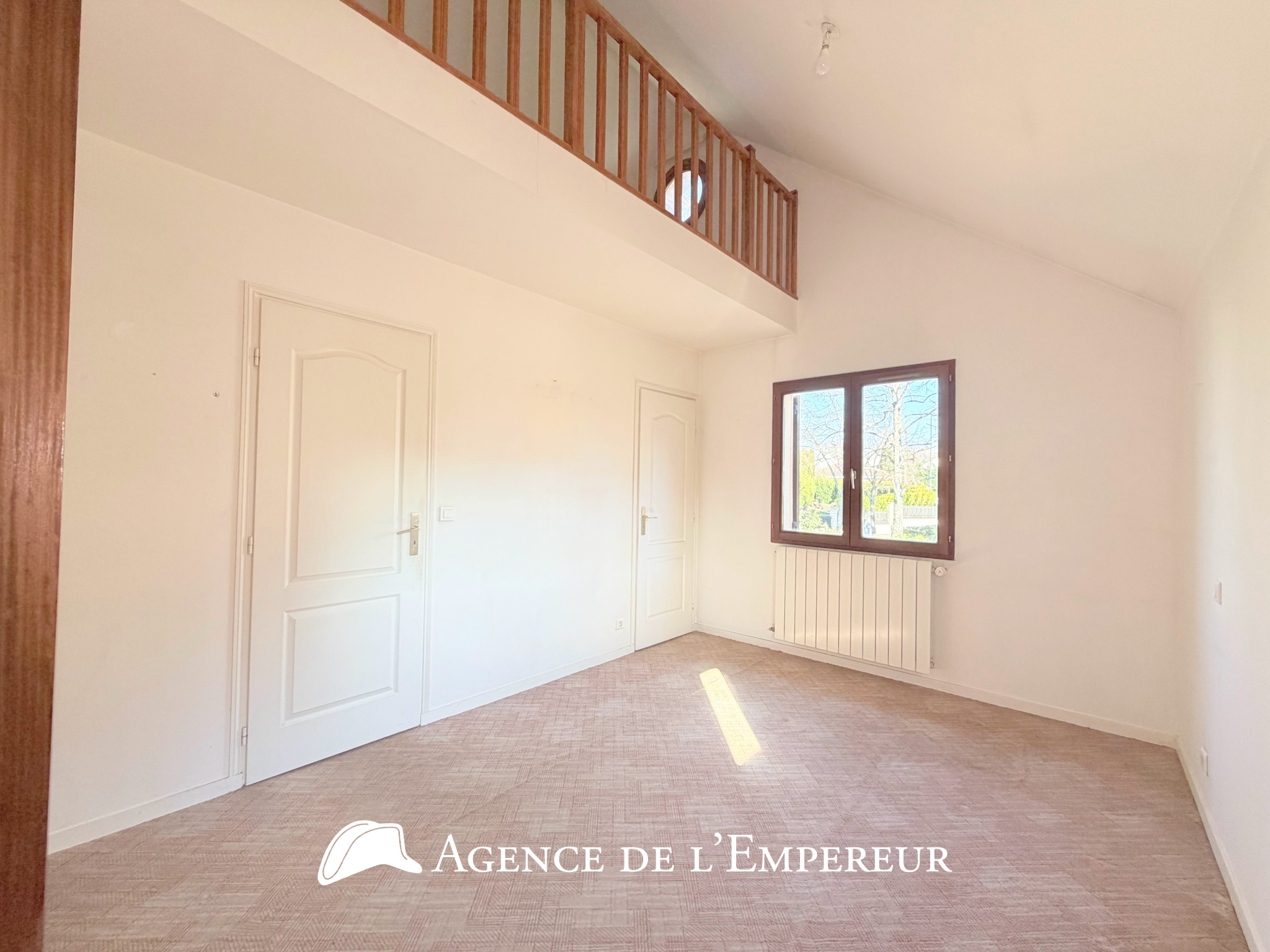 MAISON 7 PIÈCES BUZENVAL - 13