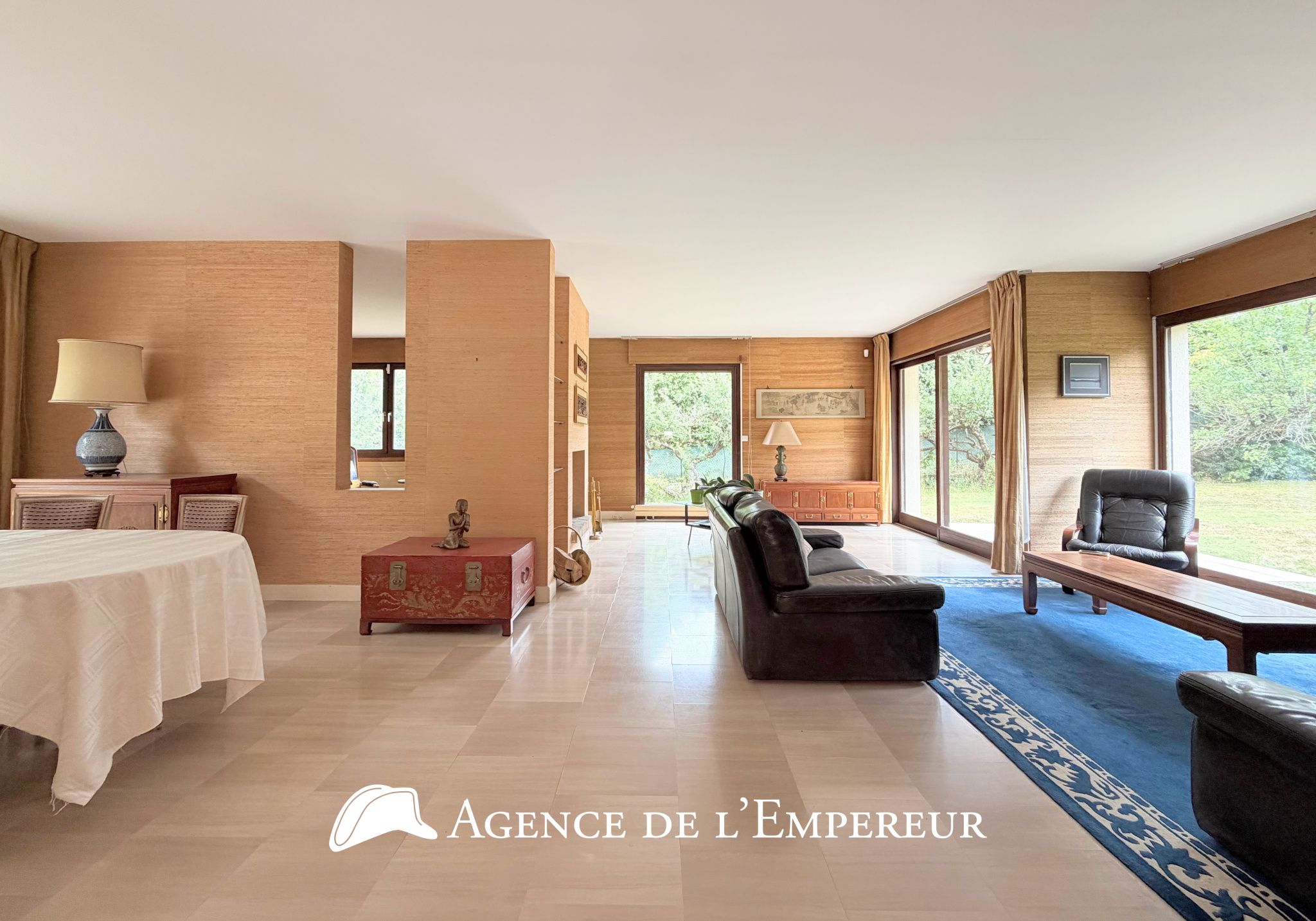 MAISON D'ARCHITECTE — 6 CHAMBRES — PARCELLE 1 190 m2 - 10