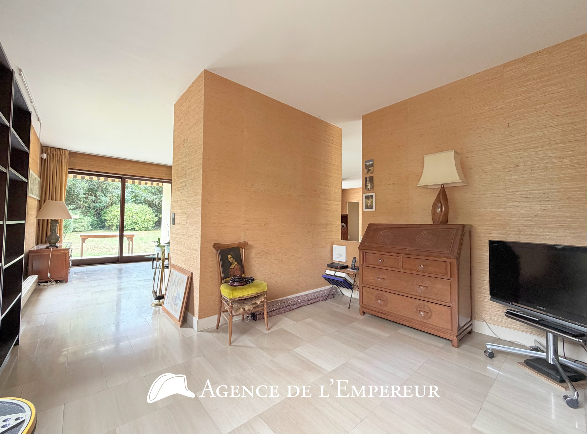 MAISON D'ARCHITECTE — 6 CHAMBRES — PARCELLE 1 190 m2 - 12