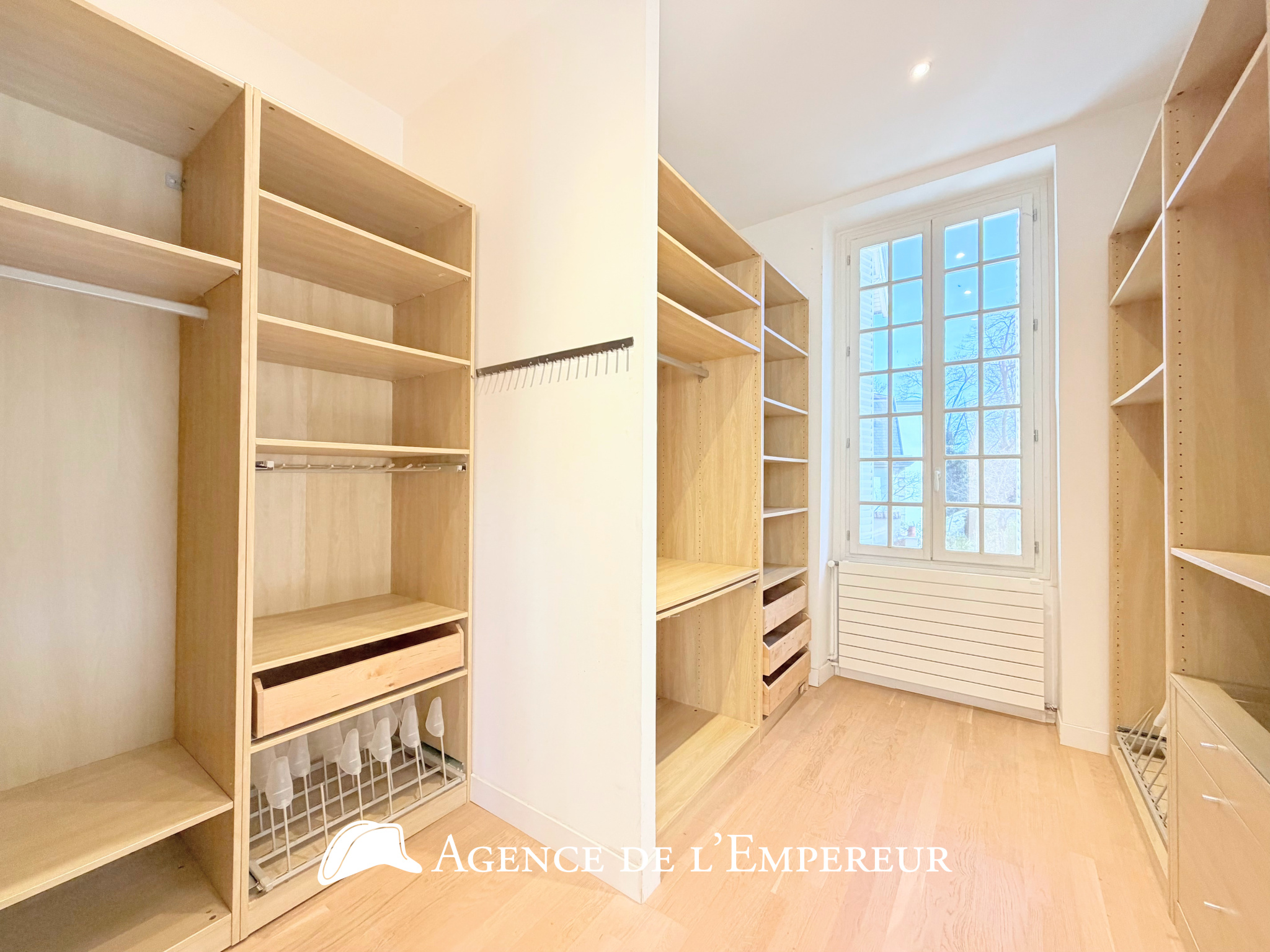 Demeure dans le Parc de la Malmaison, parcelle de 3 000 m2 - 23