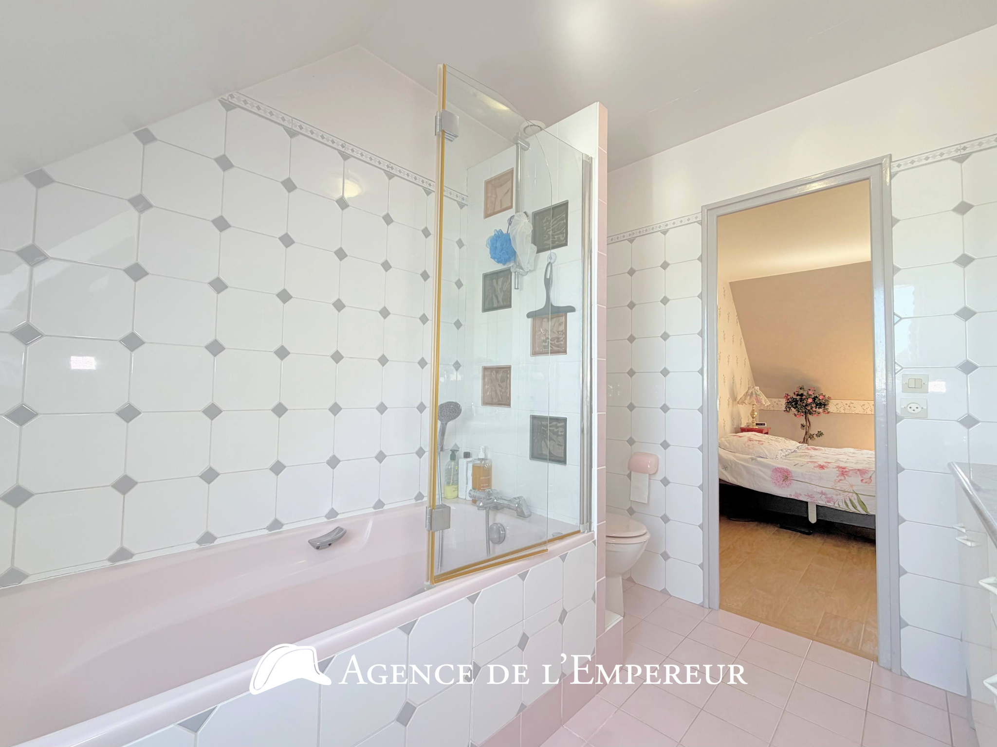 Maison 5 chambres, grand jardin, Saint-Cucufa. - 31