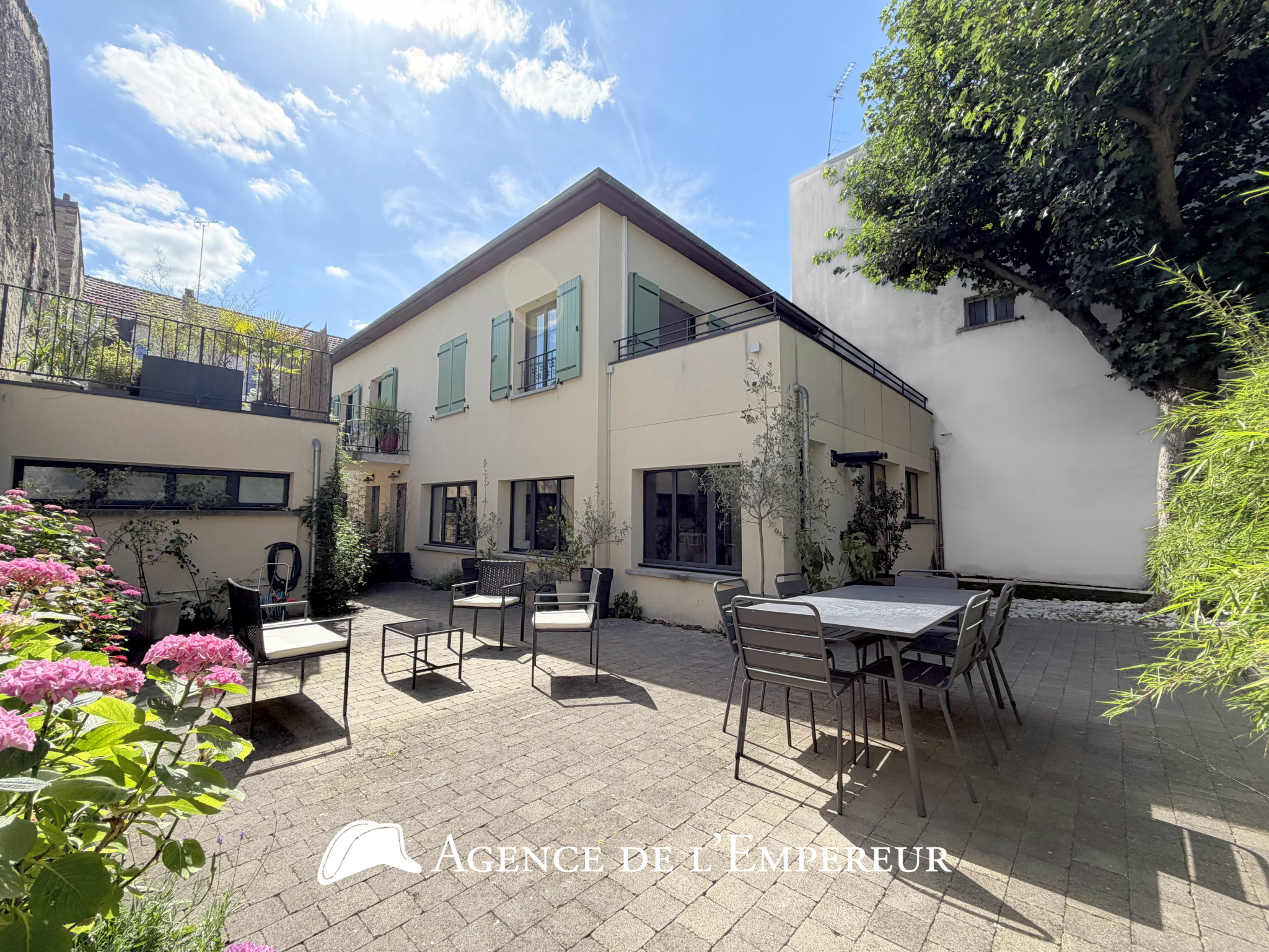 Maison contemporaine avec 120 m2 d'espace extérieur privatif   Rueil cœur de ville - 6