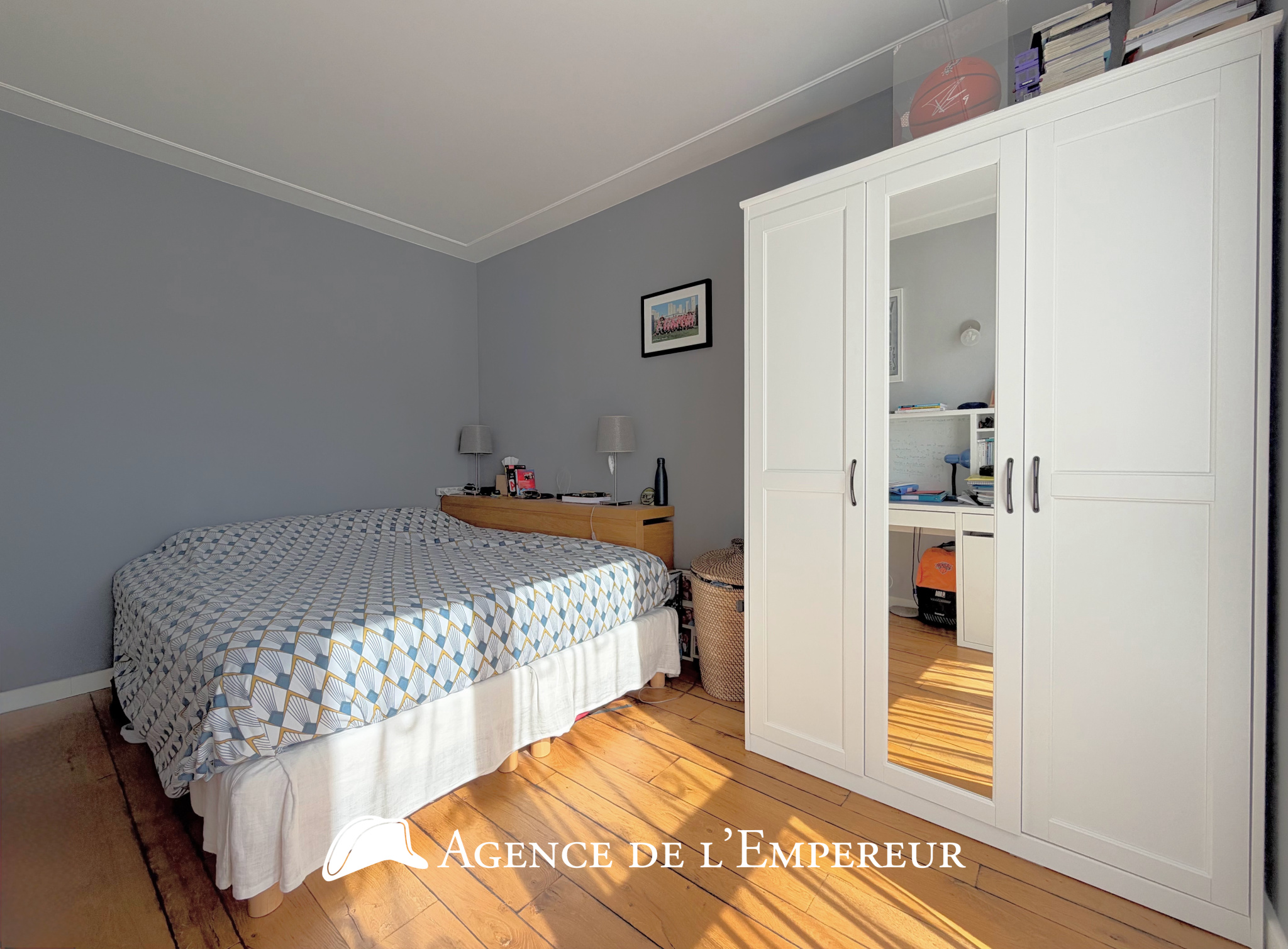 5 pièces, 101,3 m2, balcon, cave et parking. DPE C - 11