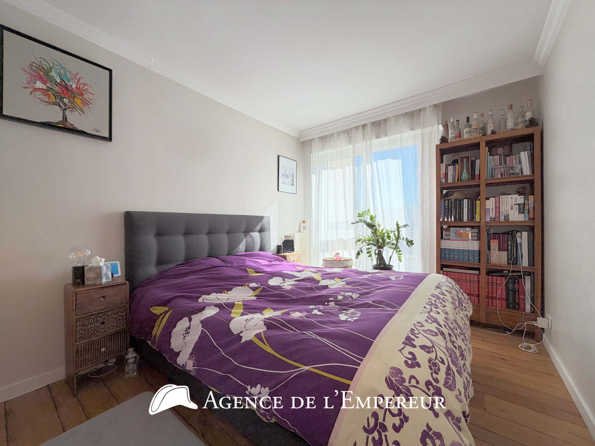 5 pièces, 101,3 m2, balcon, cave et parking. DPE C - 12