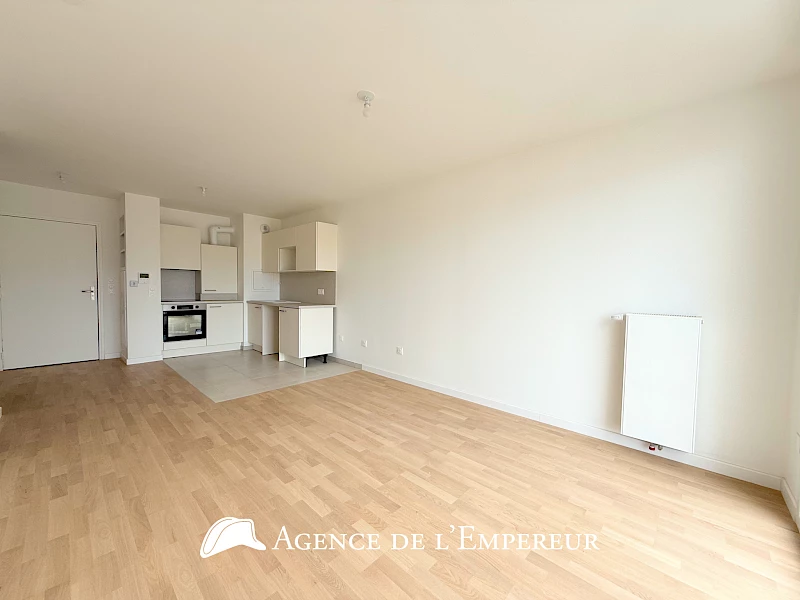 2 pièces Location non meublée - Buzenval