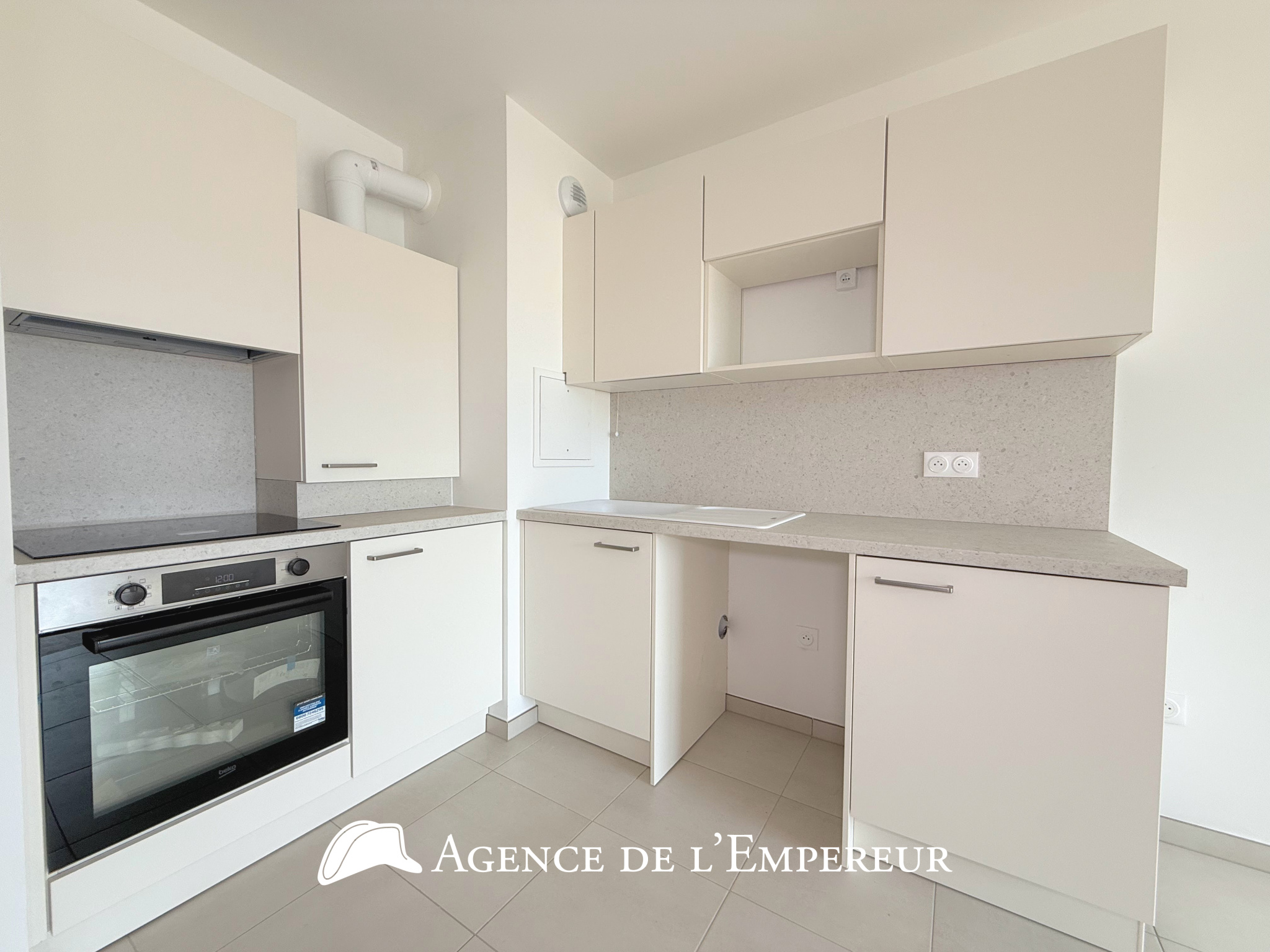 2 pièces Location non meublée - Buzenval - 2