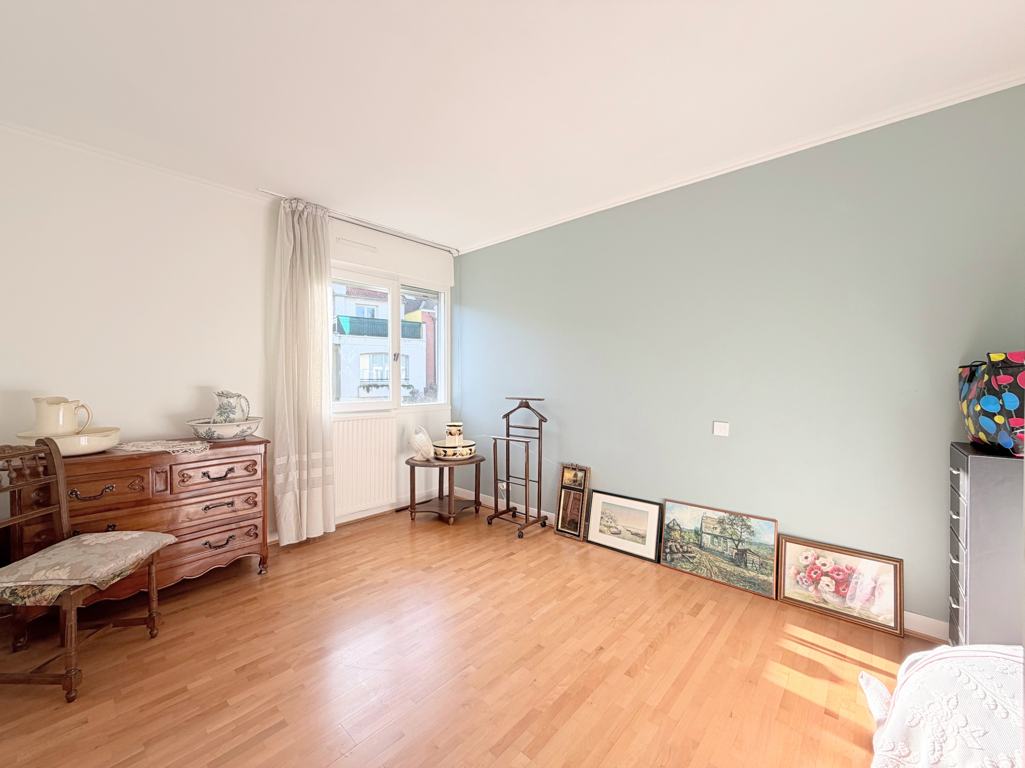 Grand 3 pièces avec terrasse, box et cave, à deux pas du centre-ville - 16