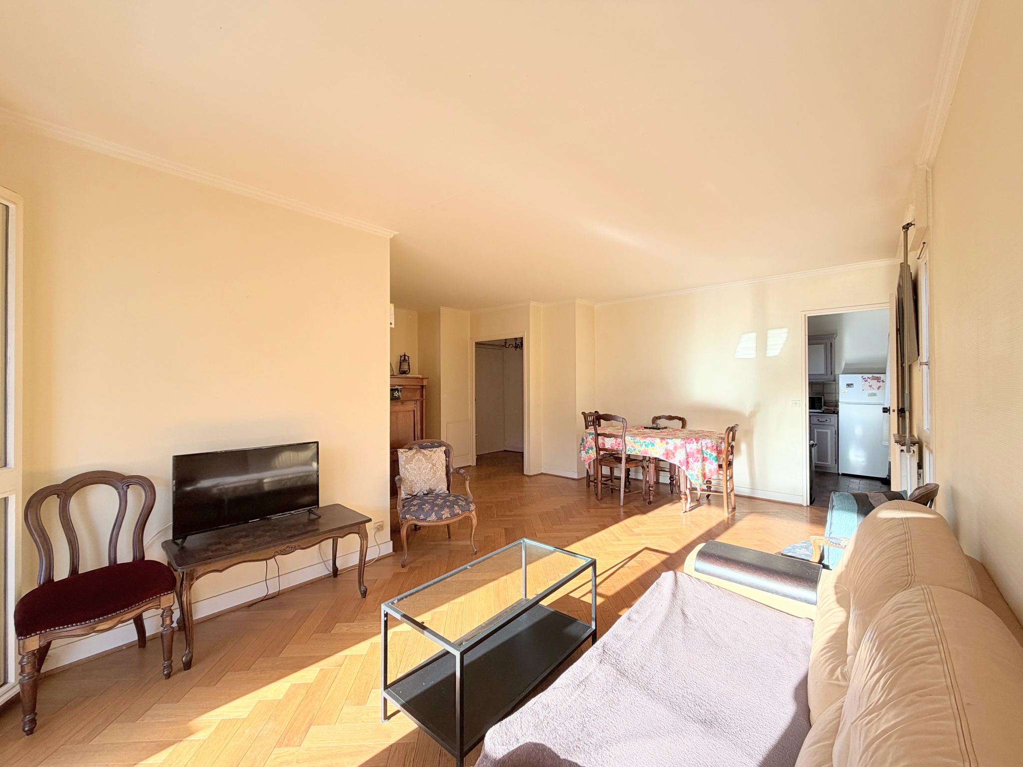 Grand 3 pièces avec terrasse, box et cave, à deux pas du centre-ville - 7