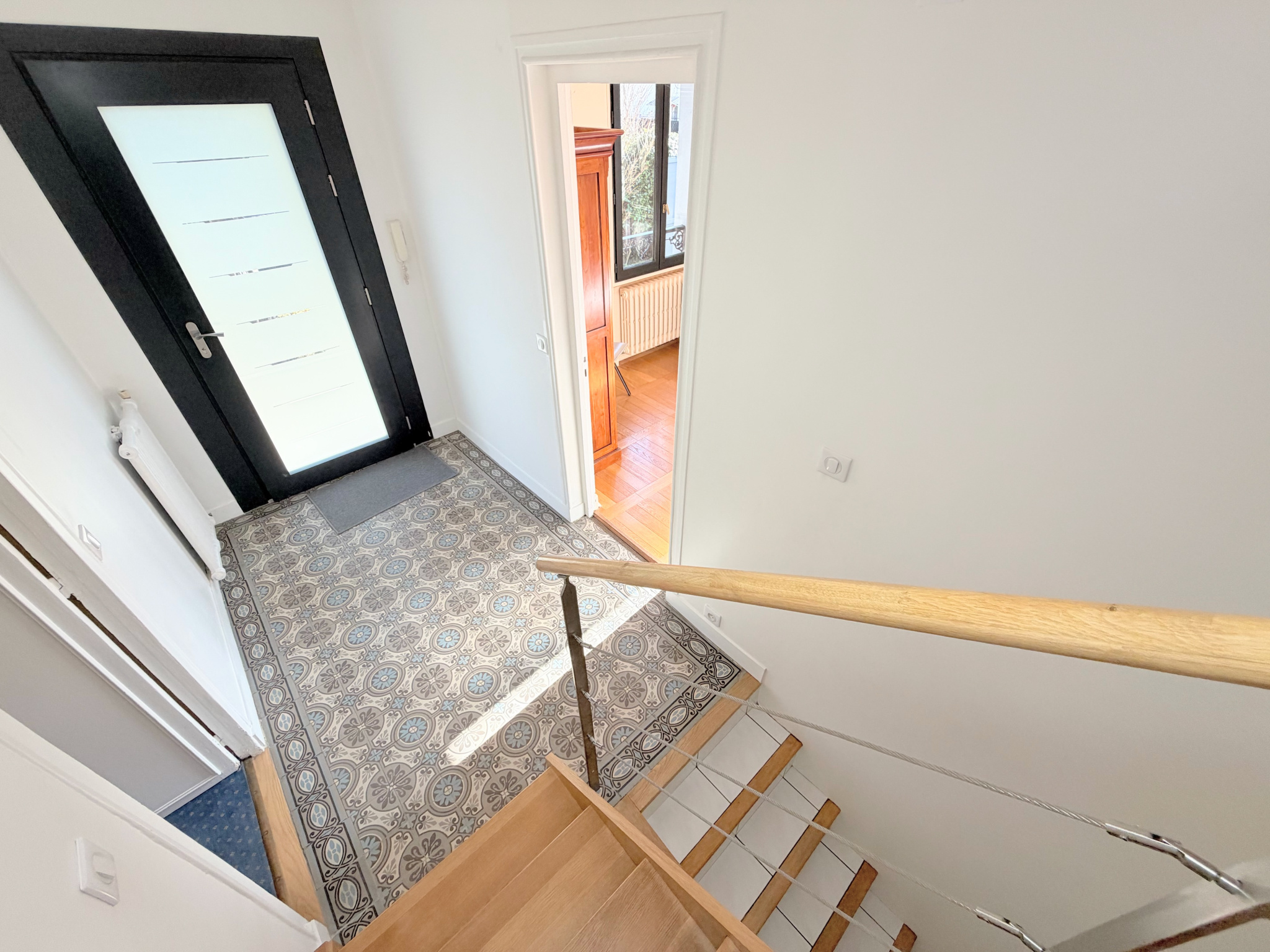 MAISON ENTRE CENTRE-VILLE ET RER A - PARCELLE DE 602 m2 - 24