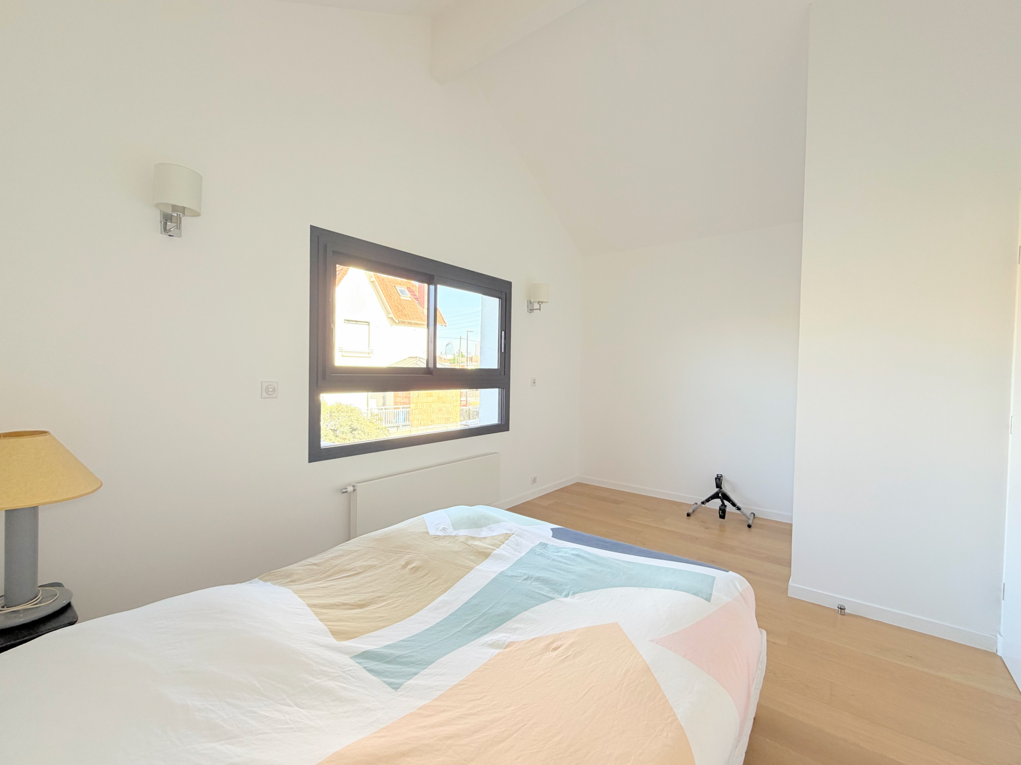 MAISON ENTRE CENTRE-VILLE ET RER A - PARCELLE DE 602 m2 - 21