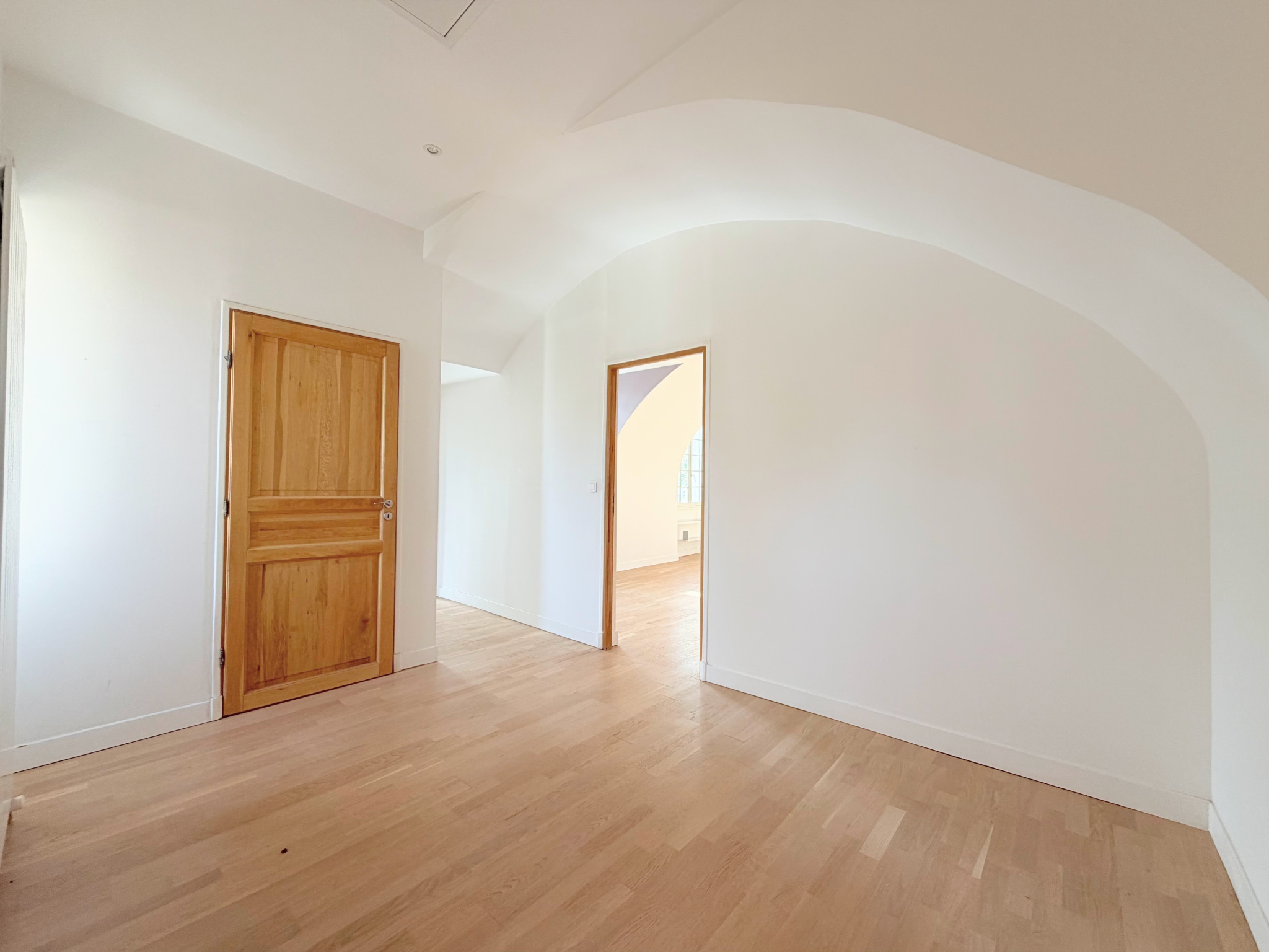 Demeure de 412 m2 habitables, parcelle de 3 000 m2   Parc de la Malmaison - 21
