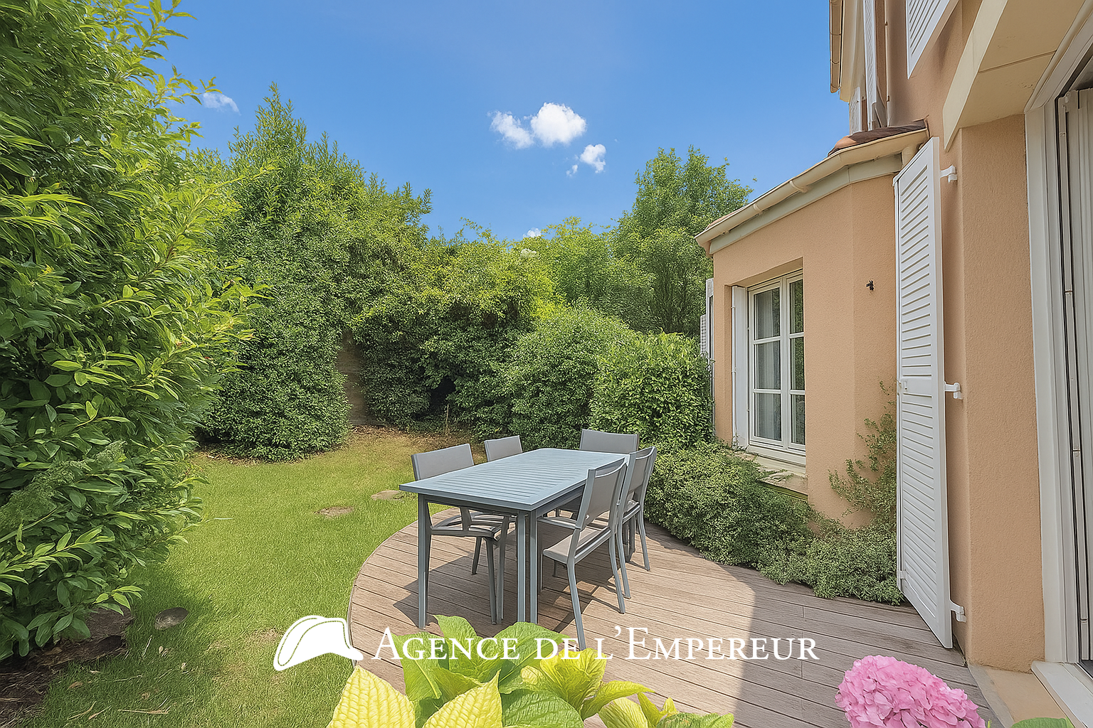Maison de 150 m2 avec jardin, située dans le recherché domaine de l’Impératrice à Rueil-Malmaison - 3