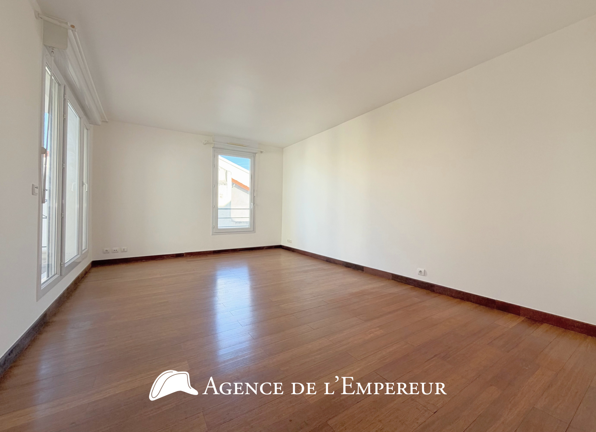 2 pièces de 49 m2 avec terrasse, parking et cave. - 5