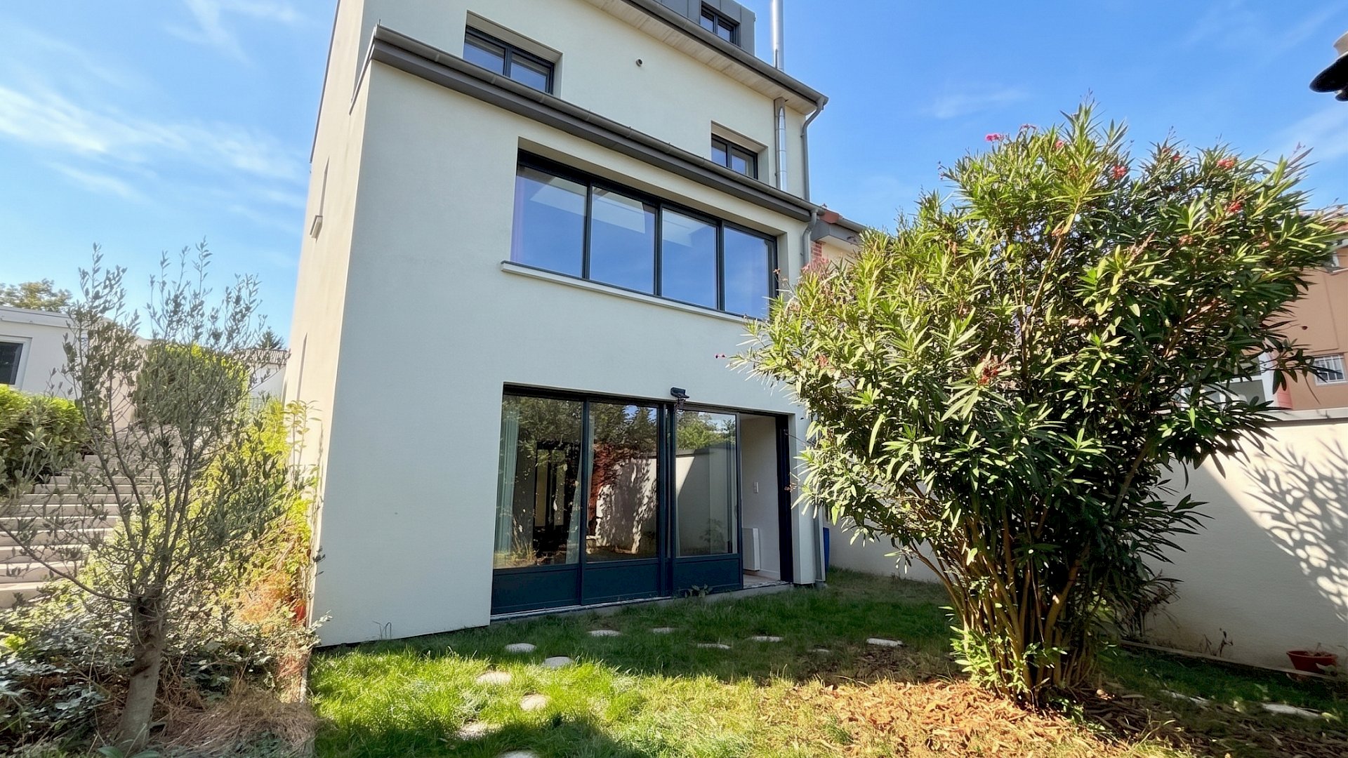 Maison 6 pièces 206 m² · à Rueil-Malmaison · 206 m² · 1 390 000 €