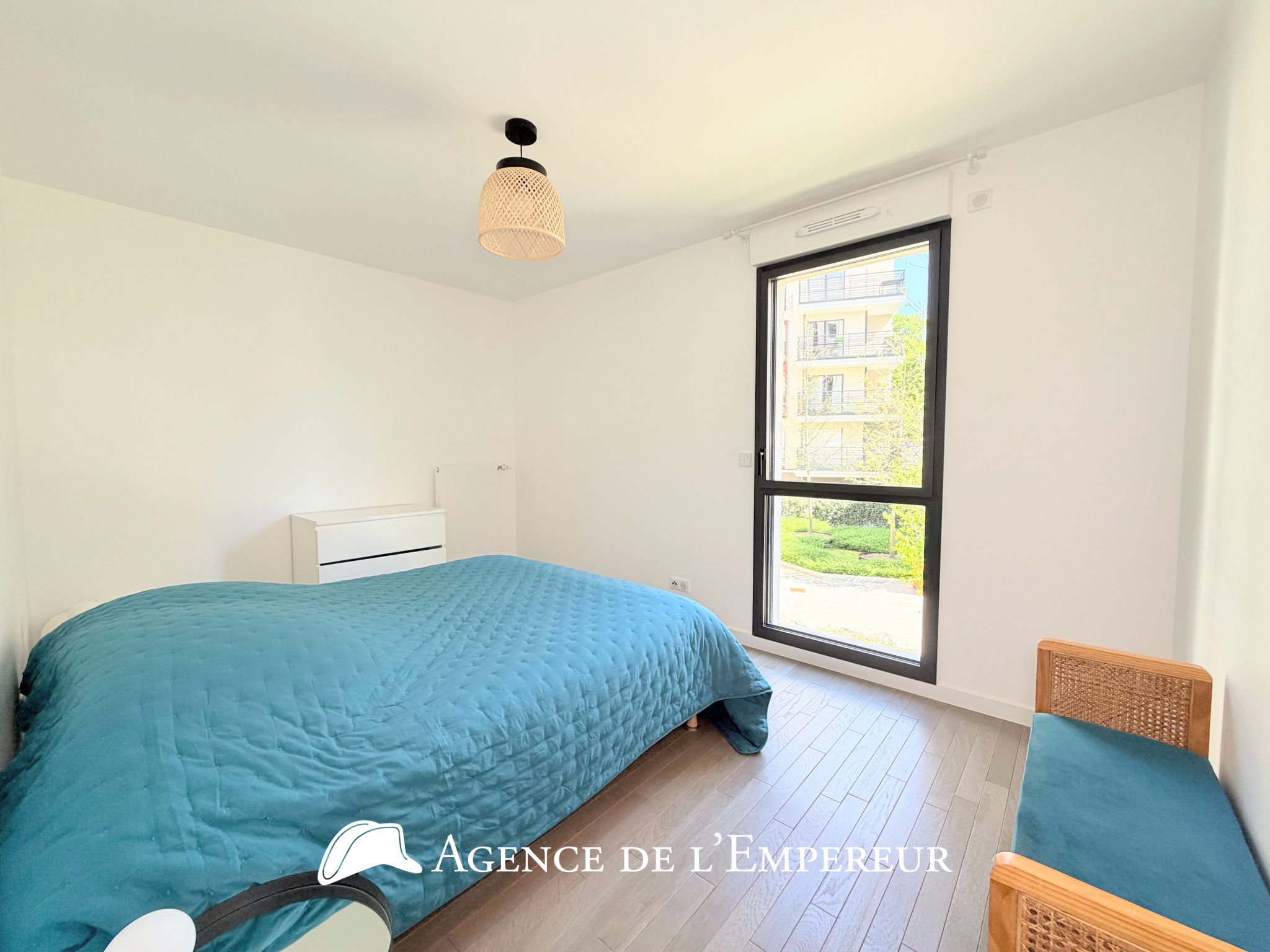 Magnifique 4 pièces de 80 m2 en location non meublée, parking et cave - 16