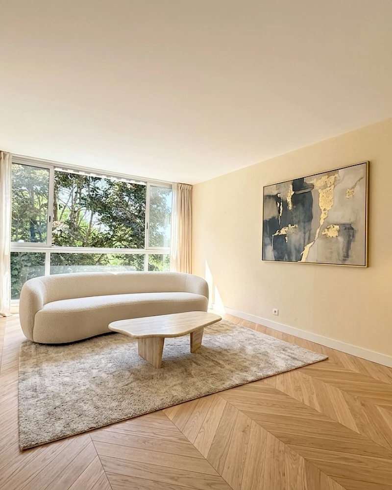 Acheter avant de vendre ou vendre avant d'acheter à Rueil-Malmaison : comment sécuriser son prêt relais et sa transaction ?