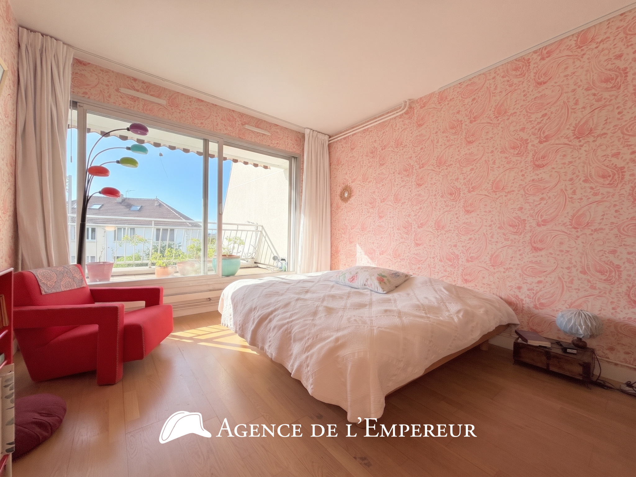 Appartement 5 P - 3 CH (possible 4) - 112 m2 Carrez - Jardin et terrasse - Résidence ' Les Terrasses de Rueil - 18