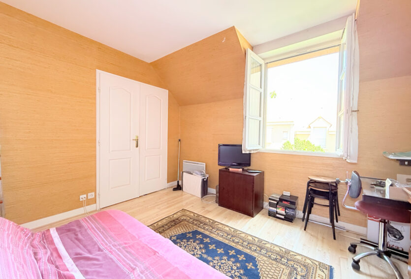 Maison 160 m2 avec jardin Sud/Ouest dans le domaine recherché de l’Impératrice, Rueil-Malmaison