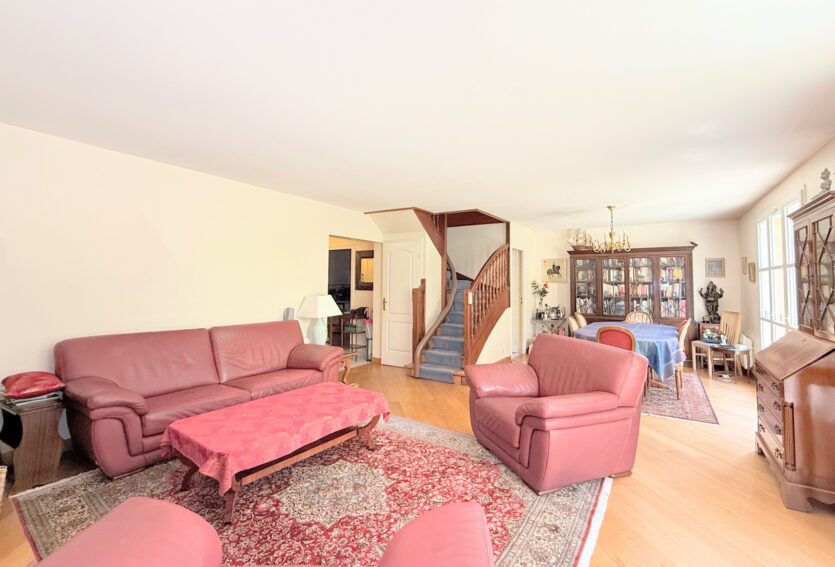 Maison 160 m2 avec jardin Sud/Ouest dans le domaine recherché de l’Impératrice, Rueil-Malmaison