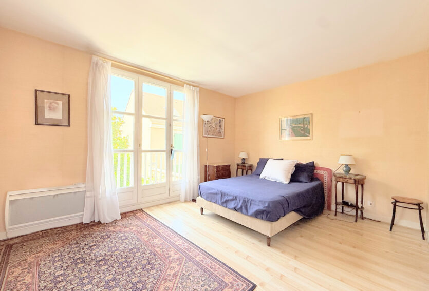 Maison 160 m2 avec jardin Sud/Ouest dans le domaine recherché de l’Impératrice, Rueil-Malmaison