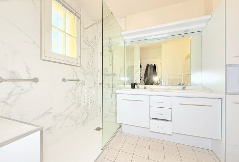 Maison 160 m2 avec jardin Sud/Ouest dans le domaine recherché de l’Impératrice, Rueil-Malmaison