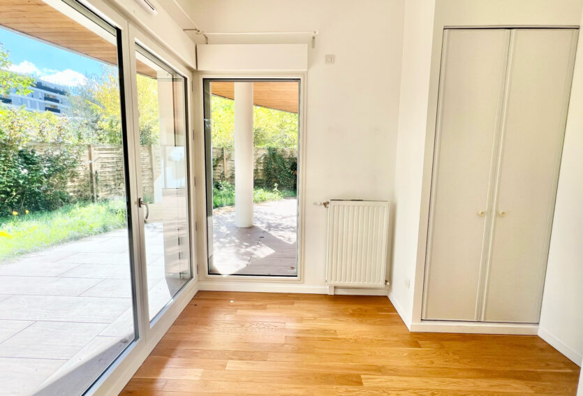 Appartement de 106 m2 avec jardin/terrasse de 140 m2 – ARSENAL