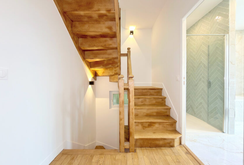 Maison familiale 5 chambres – jardin – 3 box – Rueil Malmaison