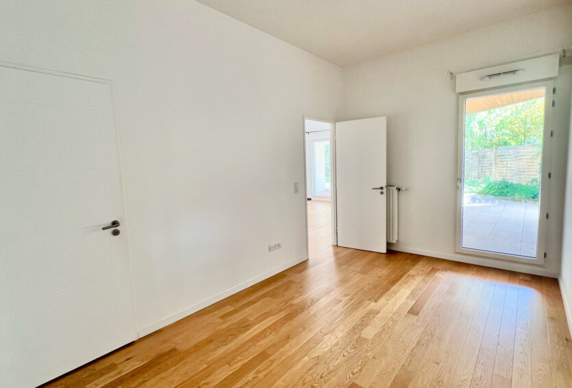 Appartement de 106 m2 avec jardin/terrasse de 140 m2 – ARSENAL