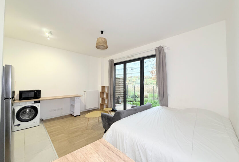 Studio meublé avec terrasse et jardin à Rueil-Malmaison