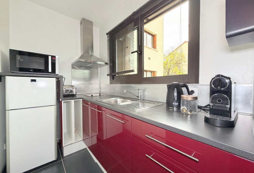 T1 LOCATION 28,82 m2, loué meublé avec parking et cave