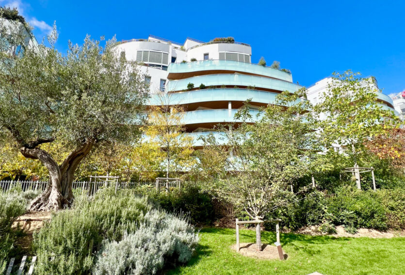 Appartement de 106 m2 avec jardin/terrasse de 140 m2 – ARSENAL