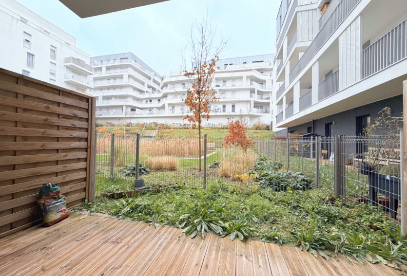 Studio meublé avec terrasse et jardin à Rueil-Malmaison