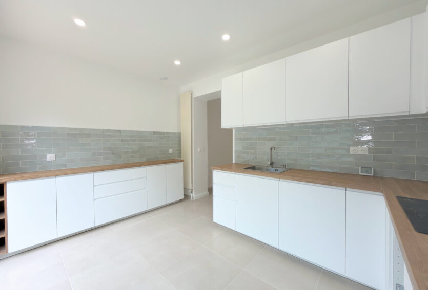 Maison familiale 5 chambres – jardin – garages – Rueil Malmaison