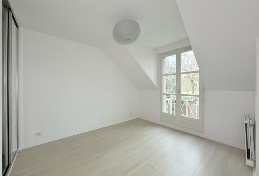 MAISON FAMILIALE AU CALME RUEIL-MALMAISON