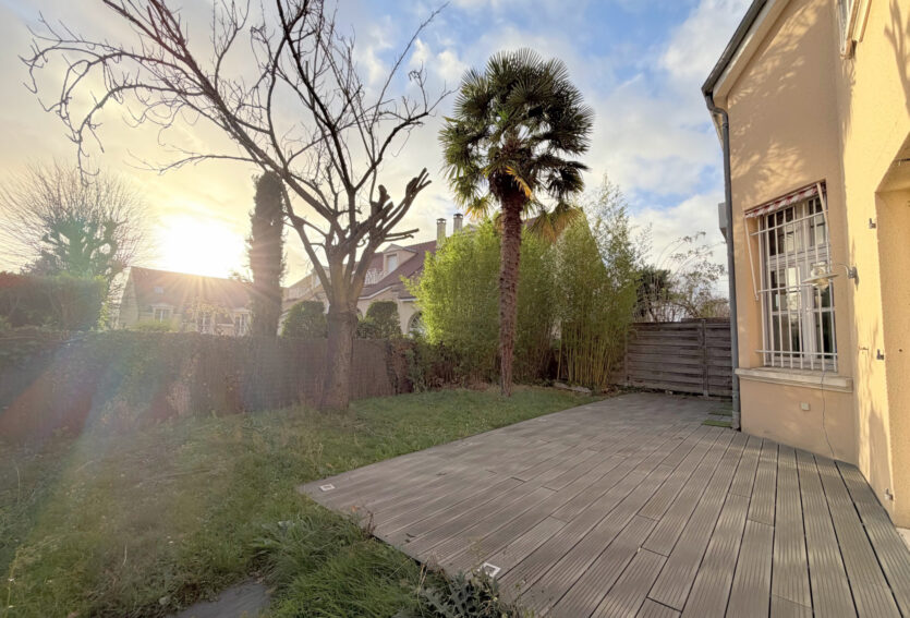 MAISON FAMILIALE AU CALME RUEIL-MALMAISON