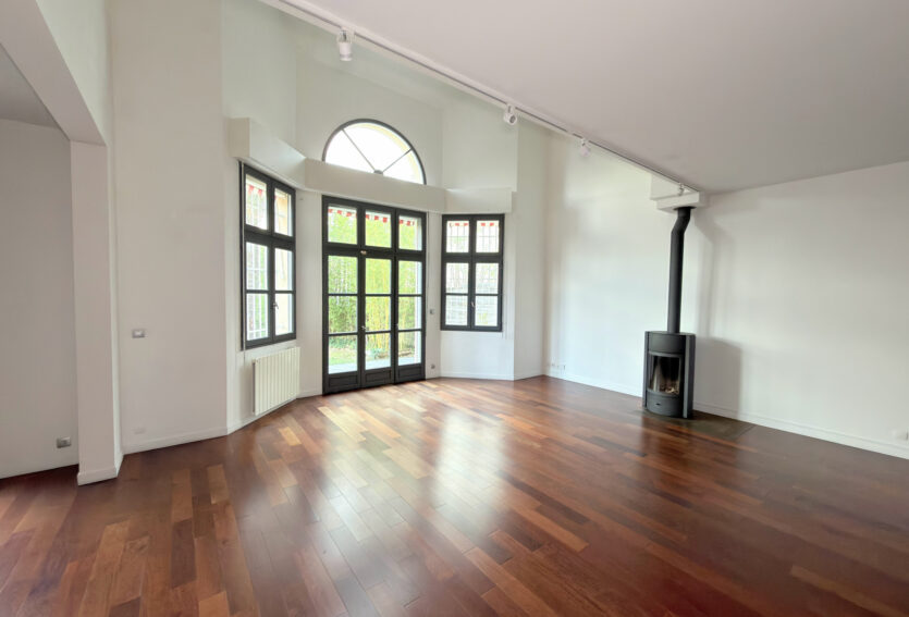 MAISON FAMILIALE AU CALME RUEIL-MALMAISON