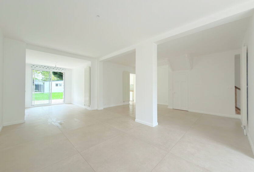 Maison familiale 5 chambres – jardin – garages – Rueil Malmaison