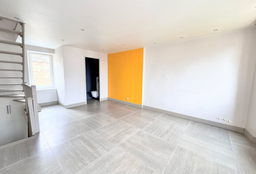 MAISON DE VILLE 2 CHAMBRES CŒUR DE VILLE