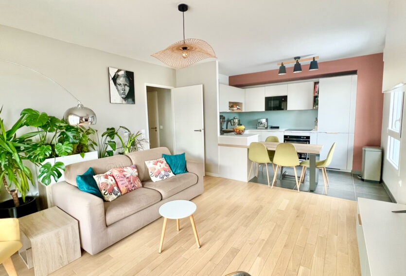 Appartement 3 pièces 59,27 m2 avec grand balcon et vue dégagée – Quartier Châtaigneraie